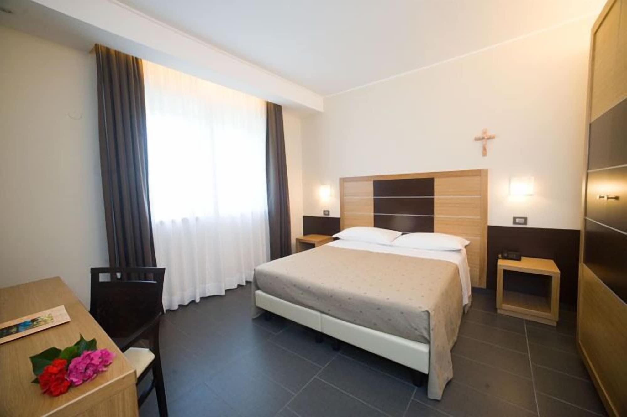 סן ג'יואבאני רוטונדו Hotel Vittoria מראה חיצוני תמונה