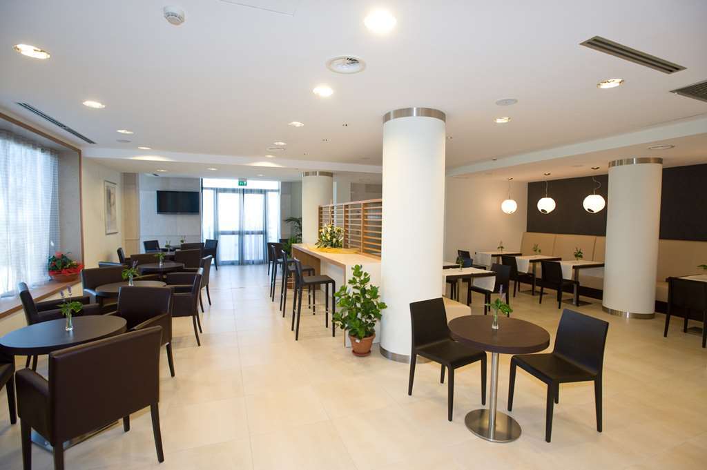 סן ג'יואבאני רוטונדו Hotel Vittoria מסעדה תמונה